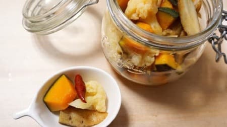 Grilled mushrooms, pickled salmon in Nanban, burdock, pumpkin and cauliflower pickles --Three recipes for using mentsuyu