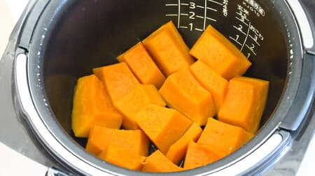 Easy with a rice cooker! Steamed pumpkin recipe --Sweetness with salt ♪ For pumpkin salad, soup, etc.