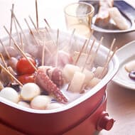 電気小鍋「ポットデュオ キャレ」レコルトから -- 熱々おでん・串揚げを食卓で！焼肉・炊飯も