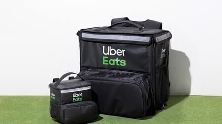「Uber Eats 配達用バッグ型 BIG POUCH BOOK SPECIAL PACKAGE」本物そっくりポーチ！メイク用品・弁当箱入れに