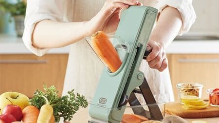 Toffy Safety Push Slicer" Slices vegetables just by pushing the handle! 3-way for flat, fine and julienne slicing
