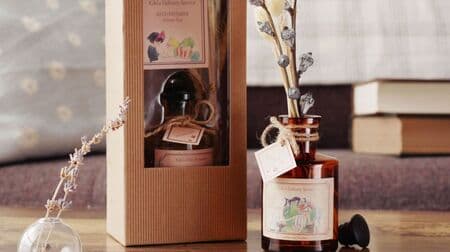 Donguri Closet "Witch's Delivery Service" dried flower reed diffuser, scented "Kiki and Gigi" and "Kiki and Dragonfly