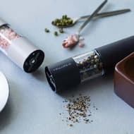 Electric Salt & Pepper Mill Mini from Recorto to be released on May 15, 2024, bringing freshly ground spices to the table for easy enjoyment.
