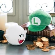 Takarajimasha will release Luigi's Hat Plush Pouch and Teresa's Room Light on June 25, 2024! At FamilyMart and online stores nationwide.