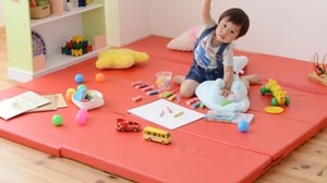 For children's indoor play and yoga ... 5 cm thick "room mat" from YAMAZEN