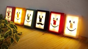Click your nose ♪ Easy for children "Smile switch" LED light