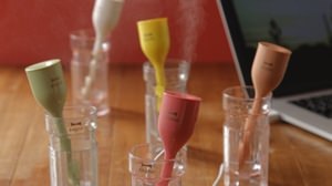 Tulip-shaped humidifier "TULIP STICK 2" that can be used in the office