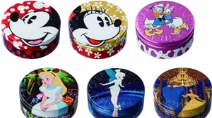 From steam cream, a special set of Disney design cans