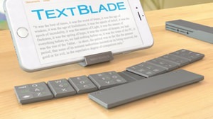 A must-have for nomad workers? Keyboard / smartphone keyboard "TextBlade" that fits in your pocket