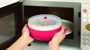 Eliminate the inconvenience of microwave cooking! "Quick bowl" for one person from T-fal