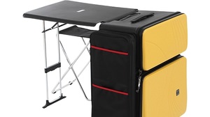Office everywhere! -Suitcase with desk and chair "Nomad suitcase"