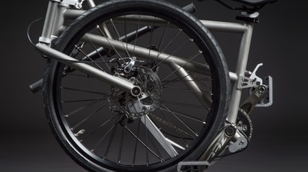This can be stored in your room! -"Almost tire size" folding bike "HELIX" is now available on kickstarter