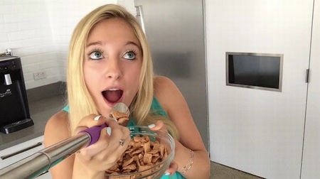 Take a selfie while eating! -Selfie stick spoon "SELFIE SPOON"