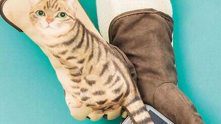ネコ好きのための手袋「猫のしっぽフリフリ手袋」―しっぽでタッチパネルを操作！