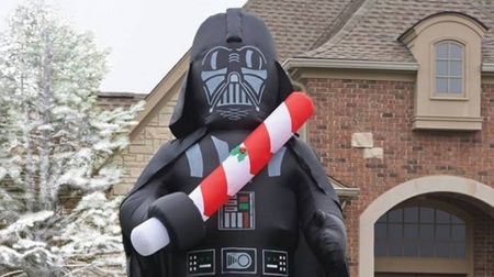 Celebrate Christmas with a 5-meter-high Darth Vader "16 Foot Inflatable Christmas Darth Vader" -Inflat and Awaken the Force
