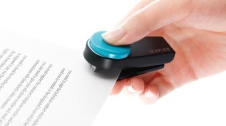 It fits perfectly in a pen case! Cute mobile stapler "color gimic"