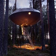 UFOに泊まりたい！…そんな夢をかなえてくれるホテル、Treehotelの「THE UFO」