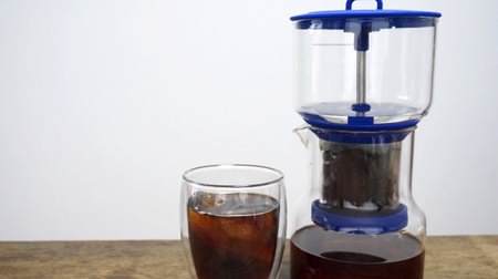 "BRUER", a coffee dripper exclusively for watering, where you can enjoy the waiting time, one drop per second.