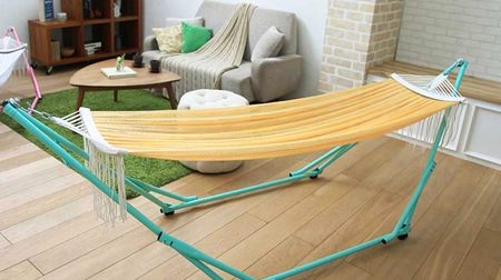Fluctuation everywhere--let's go out with a pastel hammock