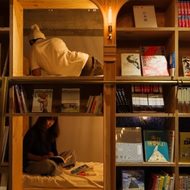 本棚の中で眠るしあわせ…本屋みたいなホステル「BOOK AND BED TOKYO」、今秋京都にオープン