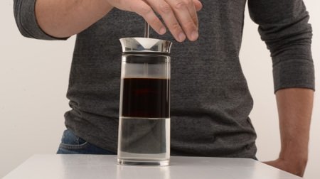 French press? No, this is "American Press" ... Quick extraction and easy cleaning "American Press"