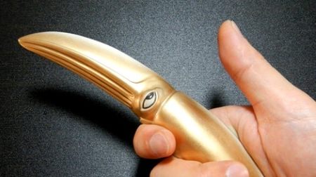 Always have a giant squid at hand- "Daiou Cutter Golden Paper Knife" by a deep-sea mother