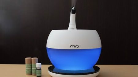 今度は光る！水に浮かべて使う加湿器「MIRO CleanPot」に新モデル