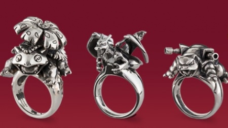 This is a proof of Pokemon Trainer--Three-dimensional silver ring of "Fushigibana" and "Charizard"