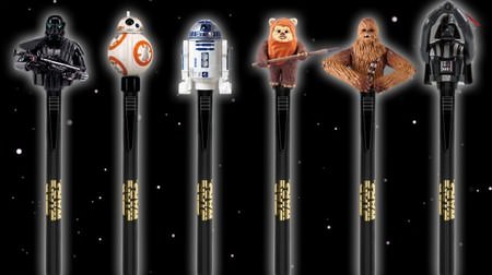 It moves realistically every time you knock! Action pen with "Star Wars" mascot