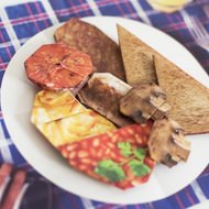 “折り紙”で作るイギリスの朝ごはん--子ども向け食育アイテム、ソニーミュージックから