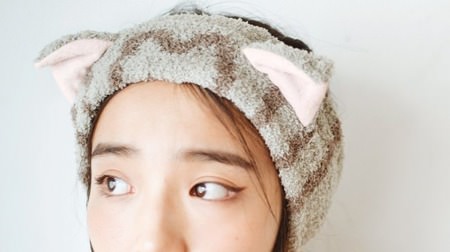 Become a cat on a cold night! Scottish fold style turban and fluffy socks