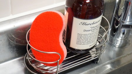 The easy-to-hold sponge was "beans"-a new product that can firmly remove kogation from "Scotch-Brite"