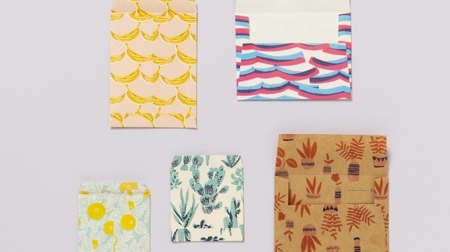 The new "100 Letter Book" is a popular paper brand in Paris--with an envelope pattern ♪