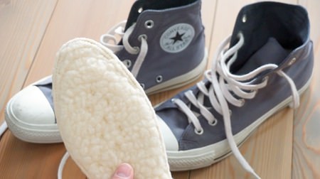 Prepare for the winter general! Daiso's "warm sole" series that makes Converse winter specifications is excellent