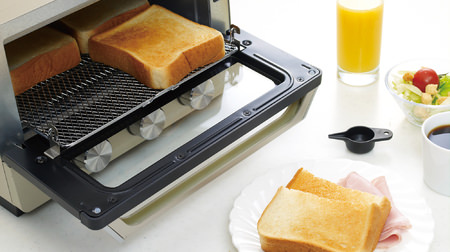 4 crispy and mochi toasts at the same time-- "Steam BIG Oven Toaster" that allows you to bake quickly even on a busy morning