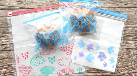 With a cute pattern! Daiso's Freezer Bag--A mini size perfect for freezing bread