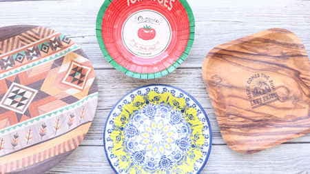 Summary of cute paper plates of 100-yen ceria! Polish pottery style and natural wood design