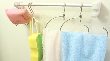 The storage of the bath is increasing ♪ Hundred yen store hanger & holder series is convenient