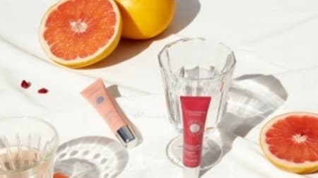"Delicious & Fruity Lip Oil" from L'Occitane! For lips that look delicious