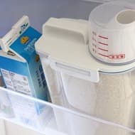 お米のおいしさキープ♪ 冷蔵保存しやすい米びつや保存袋3選 -- 便利な計量機能つきも
