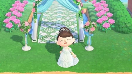 Yumi Katsura distributes "Animal Crossing: New Clothes Forest" my design dress for free! Beautiful lace and ribbon