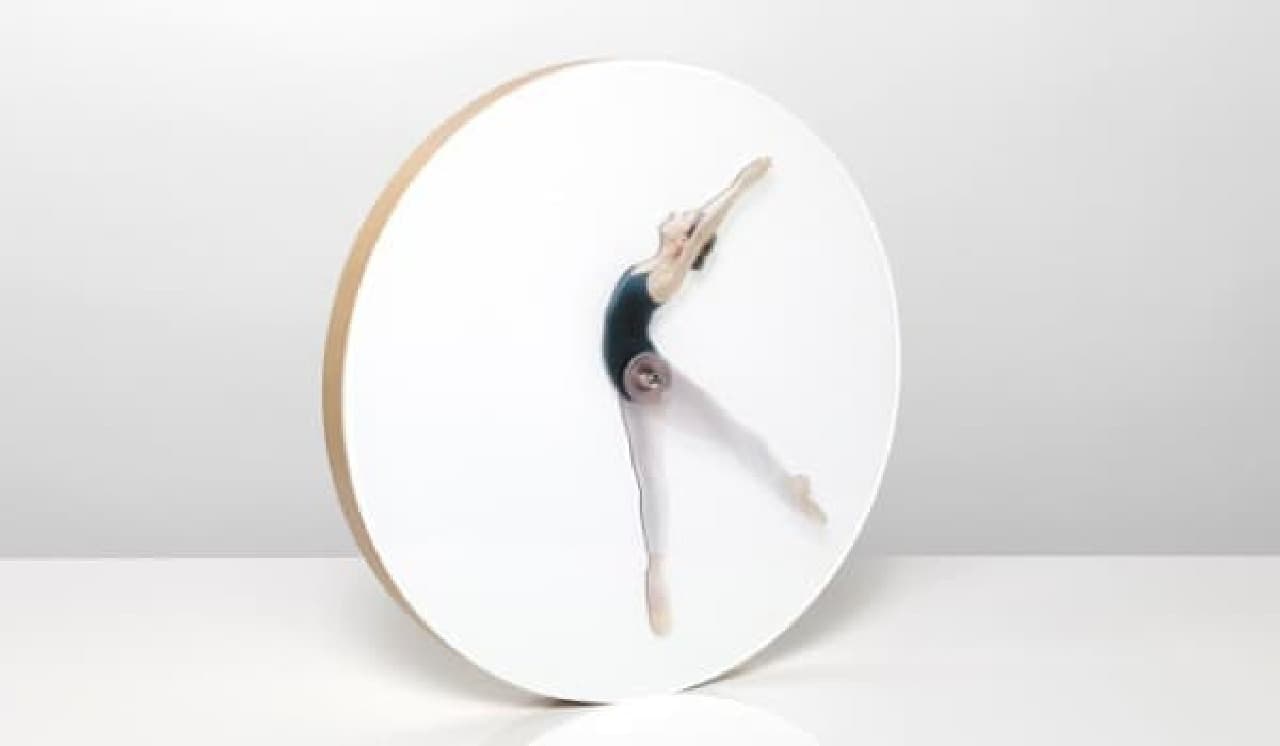 "Time is Dancing" that tells the time with a ballerina pose