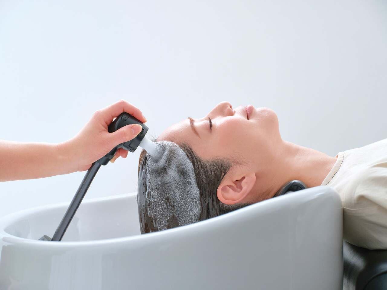 Takara Belmont's Shampoo Service Revolution "JETCUBE" with New "Active Bubble Fountain" Technology to be Launched on April 10 - New Customer Experience and Enhanced Salon Value Image 1